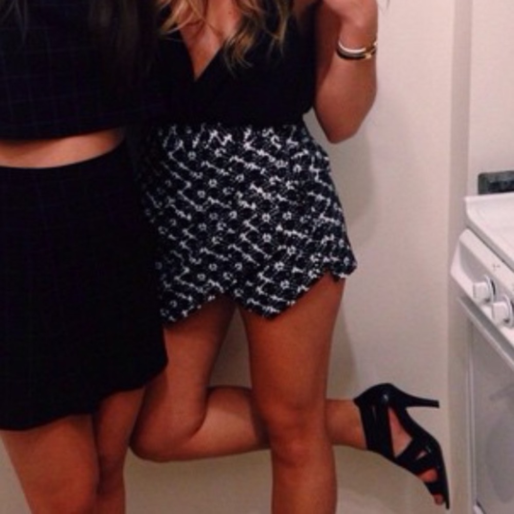 Black & White Skort